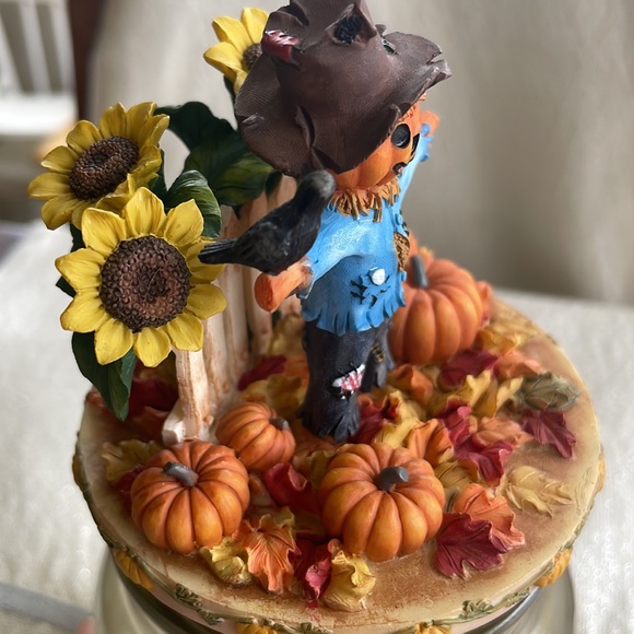 Scarecrow candle topper - Picture 11 of 15
